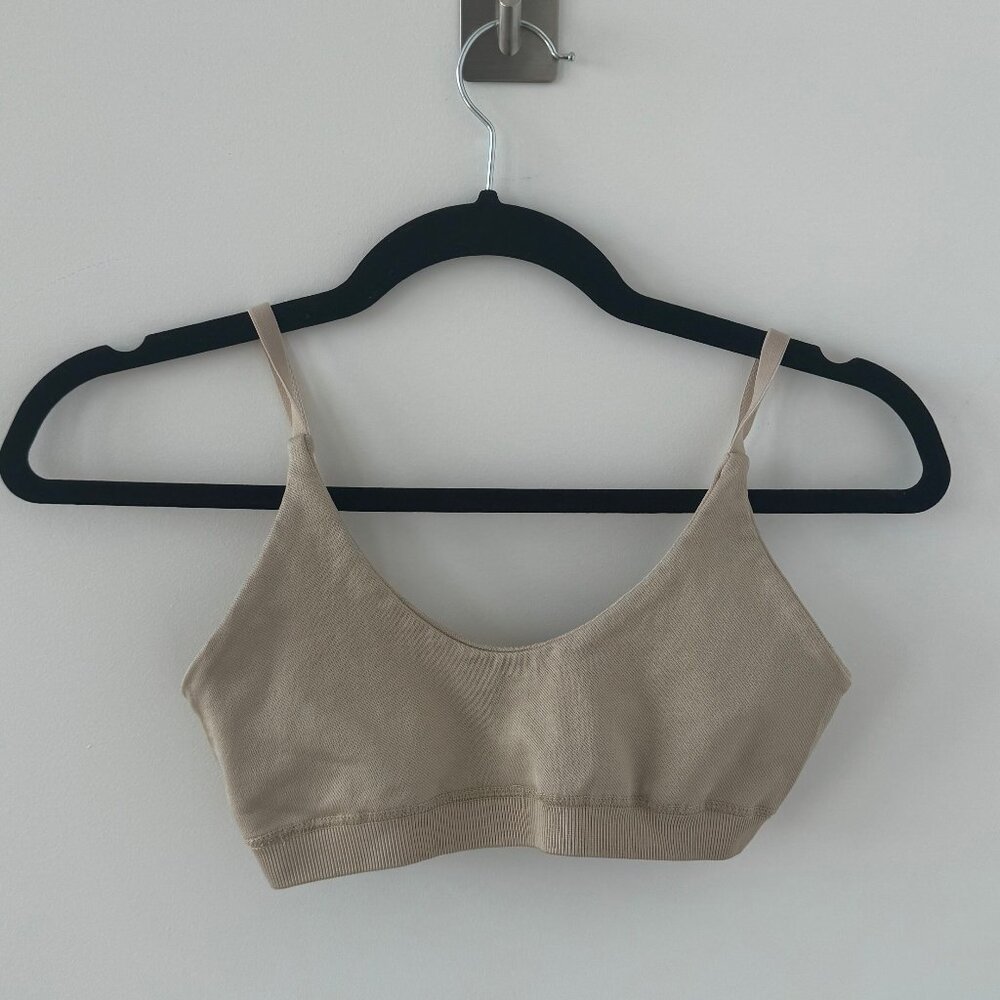 CSB x Isabelle Mathers active wear top
